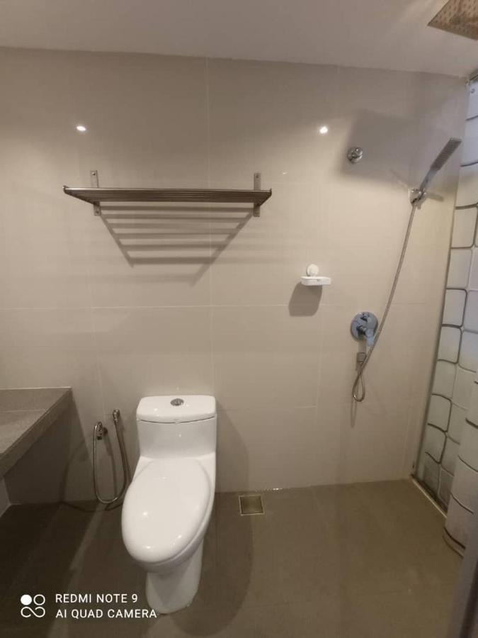 The Riverbank Hotel Kuantan Ngoại thất bức ảnh