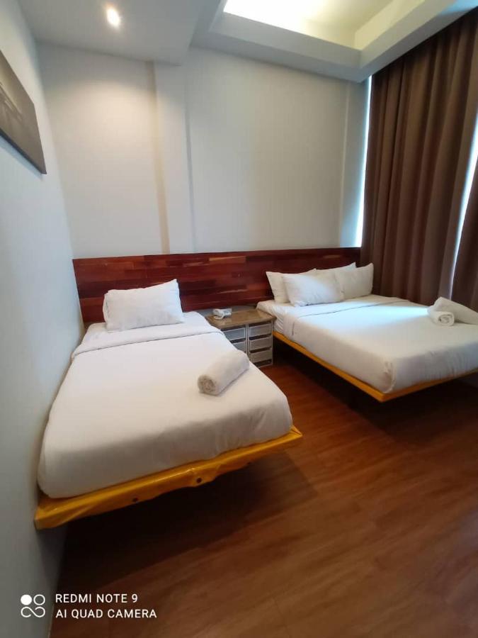 The Riverbank Hotel Kuantan Ngoại thất bức ảnh